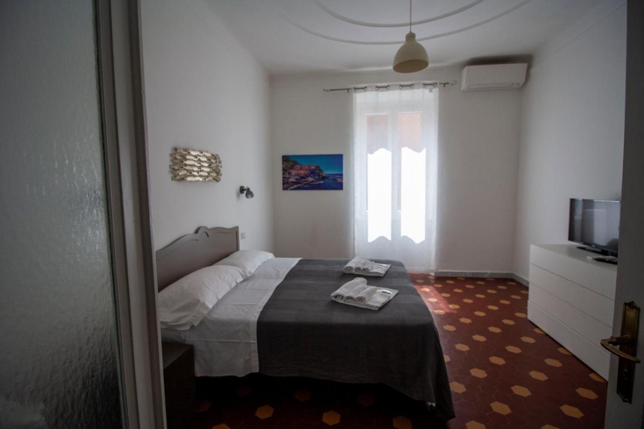 A Un Passo Dal Mare Apartment La Spezia Exterior photo